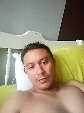 Ricuss9 online show from October 2, 11:12 pm