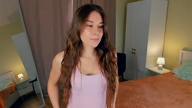 Snapshot of MinaRuzzo chatting on October 3, 4:09 am MinaRuzzo online show from October 3, 4:09 am