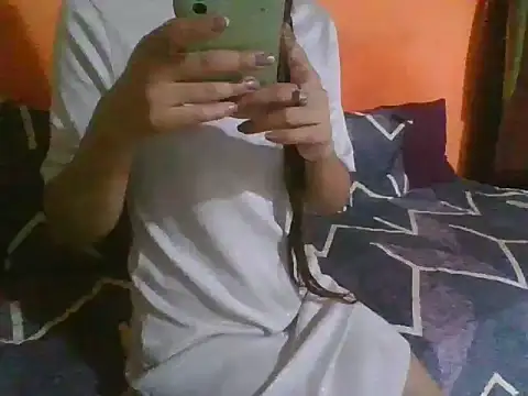 Snapshot of hey_mishtidoll chatting on July 26, 4:53 am hey mishtidoll online show from July 26, 4:53 am