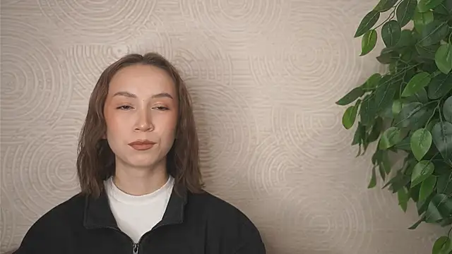 JoanLeeper online show from October 1, 4:57 pm