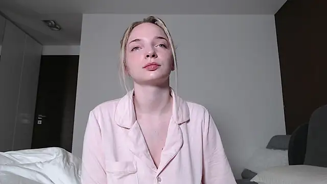 Snapshot of jessicahbelle chatting on May 10, 12:27 am jessicahbelle online show from May 10, 12:27 am