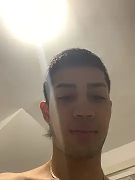 Snapshot of duvan_777 chatting on October 25, 10:26 pm duvan 777 online show from October 25, 10:26 pm