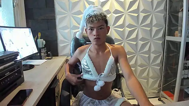 Snapshot of Sammy_Millers chatting on November 28, 2:53 pm Sammy Millers online show from November 28, 2:53 pm