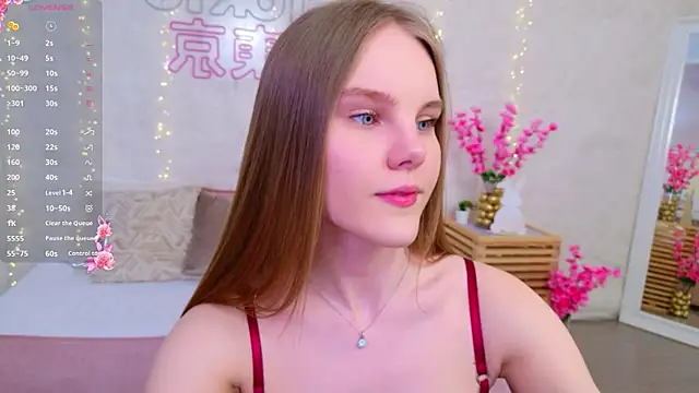 Snapshot of Lili_Lohan chatting on April 2, 5:05 am Lili Lohan online show from April 2, 5:05 am