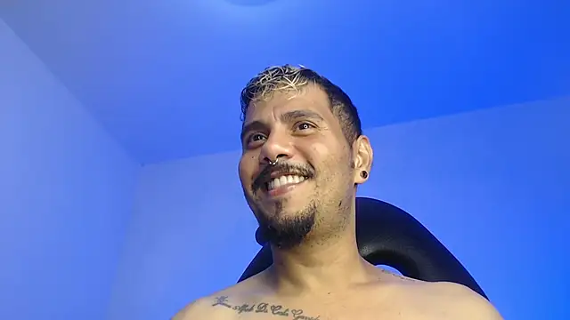 Snapshot of GSUS_PATRICK chatting on October 22, 1:00 pm GSUS PATRICK online show from October 22, 1:00 pm