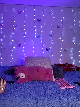 Snapshot of Candyyy_11 chatting on October 26, 7:20 pm Candyyy 11 online show from October 26, 7:20 pm