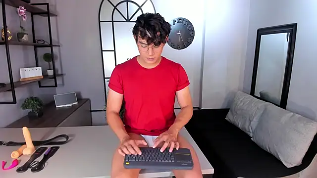 Snapshot of DyllanCooper chatting on November 15, 12:02 pm DyllanCooper online show from November 15, 12:02 pm