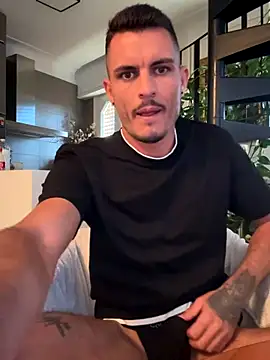 WildFlame2525 online show from October 6, 9:29 am