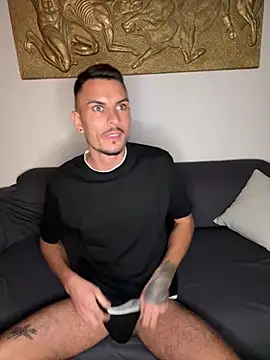 WildFlame2525 online show from October 16, 5:03 pm