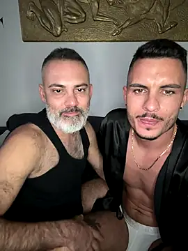 WildFlame2525 online show from November 5, 8:20 pm