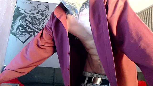 Snapshot of Kuregari_xs chatting on October 5, 4:00 am Kuregari xs online show from October 5, 4:00 am