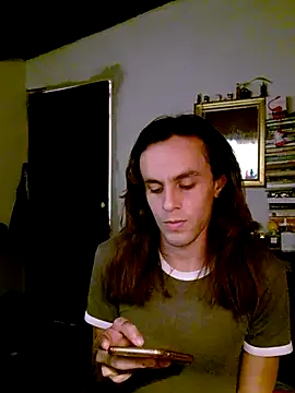 Snapshot of monroedelrey chatting on January 8, 6:21 pm monroedelrey online show from January 8, 6:21 pm