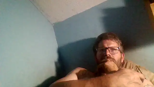 Snapshot of bigdickdaddy6911 chatting on November 8, 2:12 am bigdickdaddy6911 online show from November 8, 2:12 am