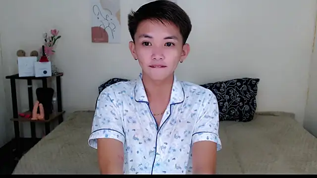 Snapshot of Wild_Prince69 chatting on October 25, 11:43 pm Wild Prince69 online show from October 25, 11:43 pm