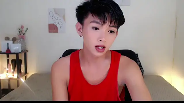 Snapshot of Wild_Prince69 chatting on November 6, 2:29 pm Wild Prince69 online show from November 6, 2:29 pm