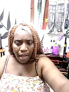 Snapshot of Alaya-15 chatting on December 1, 11:54 pm Alaya-15 online show from December 1, 11:54 pm