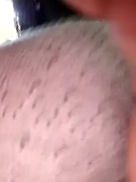 Snapshot of Alaya-15 chatting on December 14, 1:33 am Alaya-15 online show from December 14, 1:33 am