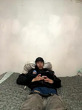 bearbebe666 online show from September 28, 6:02 pm