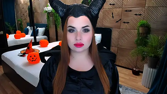 Snapshot of EnlightenmentOfLove chatting on November 1, 1:07 am EnlightenmentOfLove online show from November 1, 1:07 am