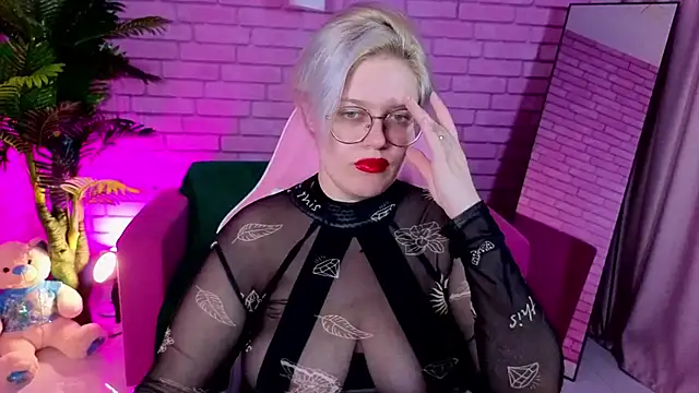 DominiqueSweetie online show from December 18, 9:04 am