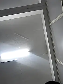 SlipperyRebound0 online show from December 2, 4:57 pm