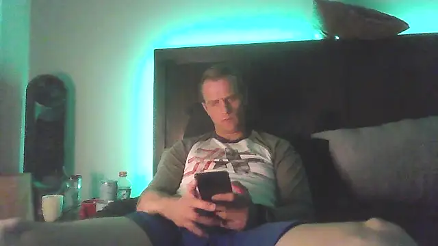Snapshot of Yourgeminisecret chatting on March 17, 5:44 am Yourgeminisecret online show from March 17, 5:44 am