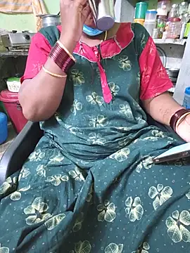 Tamilselviroja- online show from June 18, 4:00 pm