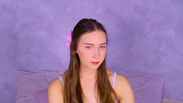 Snapshot of OliviaLay chatting on November 24, 12:16 pm OliviaLay online show from November 24, 12:16 pm