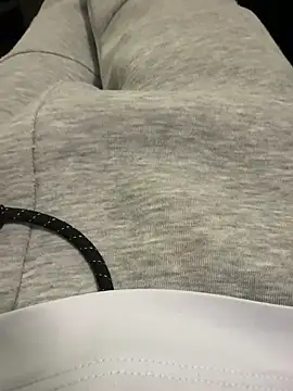 Snapshot of heet1998 chatting on March 16, 11:25 am heet1998 online show from March 16, 11:25 am