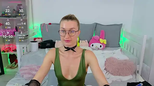 MysticRoxanne online show from November 26, 9:38 pm