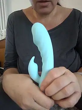 Snapshot of sexyguenda chatting on December 20, 7:15 am sexyguenda online show from December 20, 7:15 am