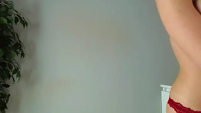 trixietaylor online show from June 13, 8:40 pm