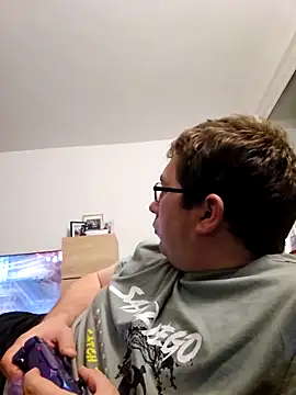 stivi2526 online show from September 29, 8:35 pm