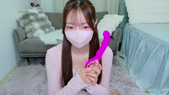 Seira  nn online show from November 12, 1:22 pm