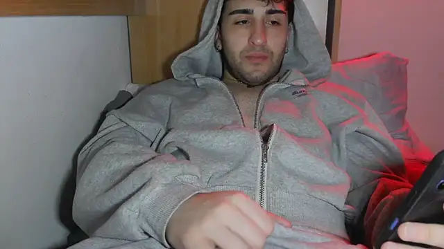 cazzo18cm3 online show from February 7, 3:10 am