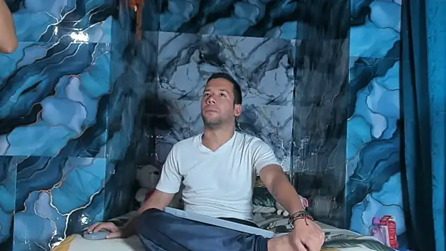 celesteyorucso1 online show from October 6, 8:50 pm