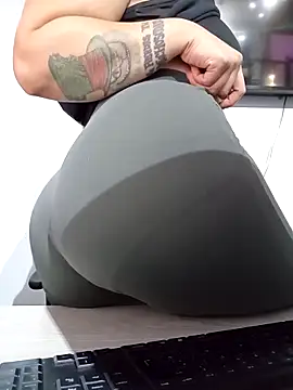 rojita-rojita online show from December 18, 6:41 am