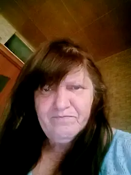 Snapshot of Apeesynka55211 chatting on October 5, 7:17 am Apeesynka55211 online show from October 5, 7:17 am