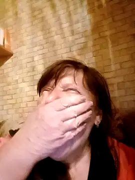 Snapshot of Apeesynka55211 chatting on October 8, 7:11 pm Apeesynka55211 online show from October 8, 7:11 pm