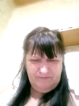 Snapshot of Apeesynka55211 chatting on November 6, 9:37 pm Apeesynka55211 online show from November 6, 9:37 pm