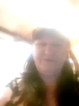 Snapshot of Apeesynka55211 chatting on November 25, 8:47 am Apeesynka55211 online show from November 25, 8:47 am