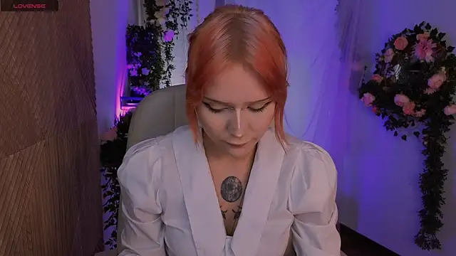 kitten murray  online show from October 13, 6:02 am