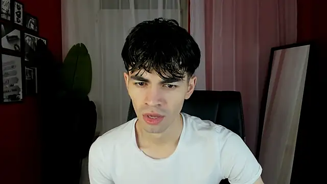 JaremyHarris online show from November 14, 8:51 pm