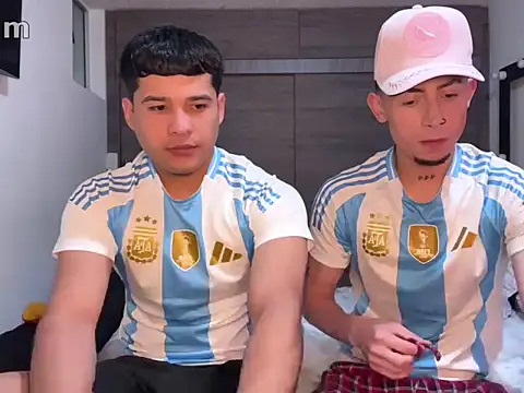 strongManLatino online show from March 17, 6:11 pm