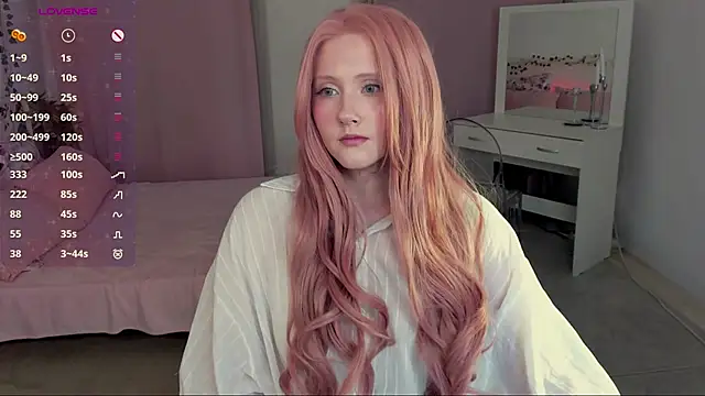 Snapshot of DelilahTaylor chatting on July 19, 9:18 pm DelilahTaylor online show from July 19, 9:18 pm