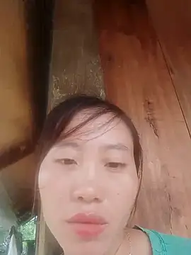 pham-xinh01 online show from September 30, 4:17 am