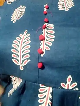 Snapshot of harinisree chatting on January 7, 1:30 am harinisree online show from January 7, 1:30 am