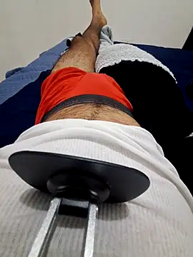 Snapshot of rojo_guerrero chatting on January 17, 3:55 am rojo guerrero online show from January 17, 3:55 am