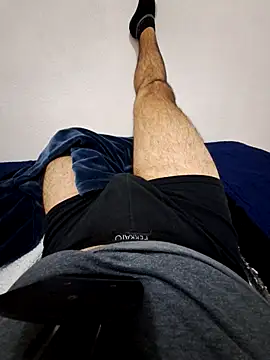 Snapshot of rojo_guerrero chatting on February 1, 2:10 am rojo guerrero online show from February 1, 2:10 am