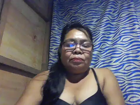 cris tita online show from July 5, 1:29 pm
